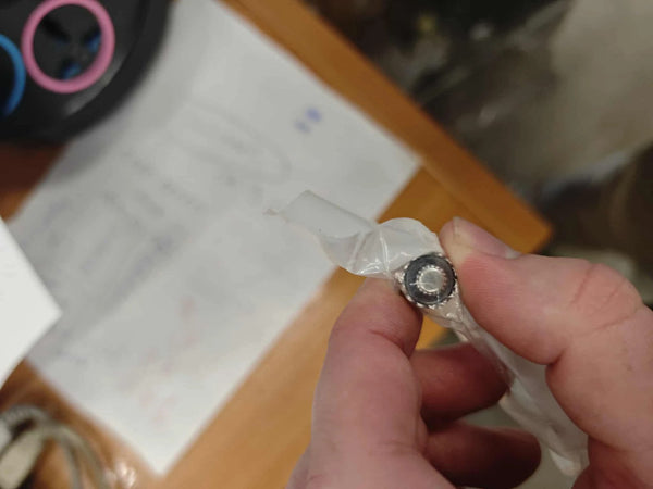 Pandora karoliukas "Birthday" (Sterling silver 925)