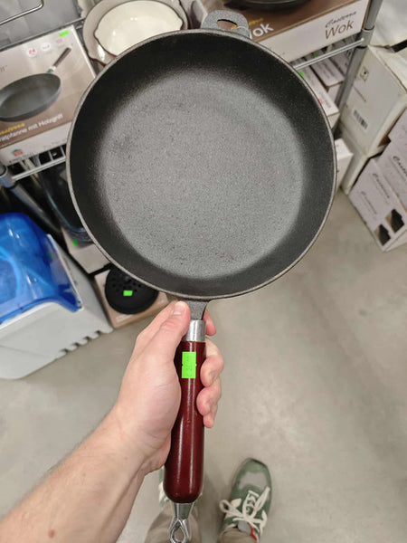 Ketaus keptuvė "KingHoff" (24 cm)