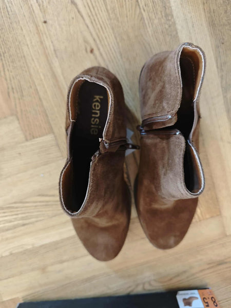 Moteriški batai "Kensie" (38.5 dydis)