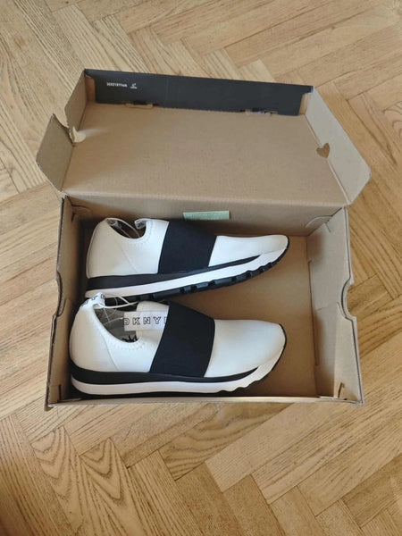 Balti moteriški sportbačiai "DKNY" (37 dydis)