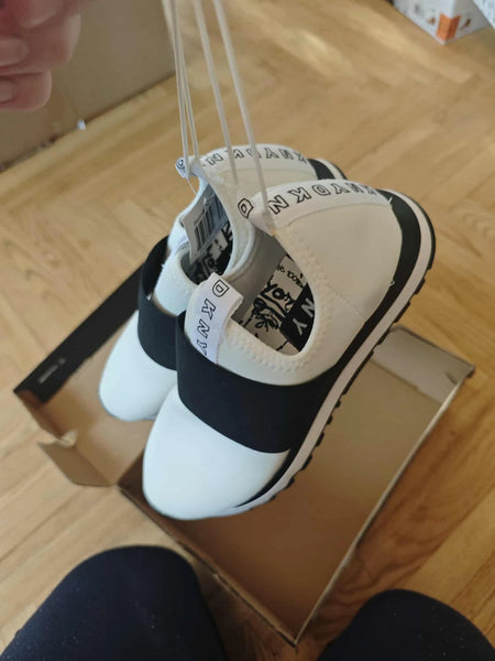 Balti moteriški sportbačiai "DKNY" (37 dydis)