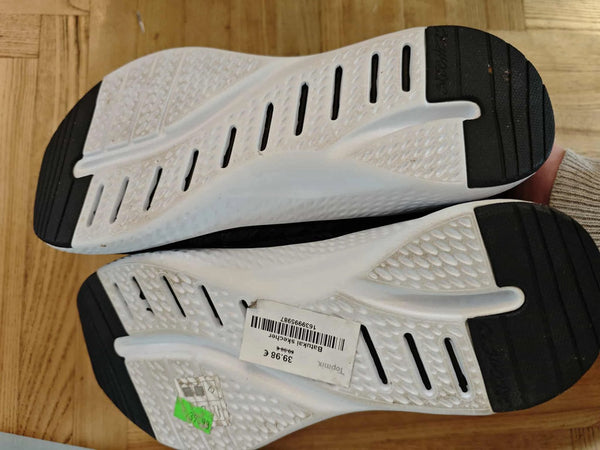 Pilki moteriški laisvalaikio batai Skechers "Stretch-fit" (37.5 dydis)