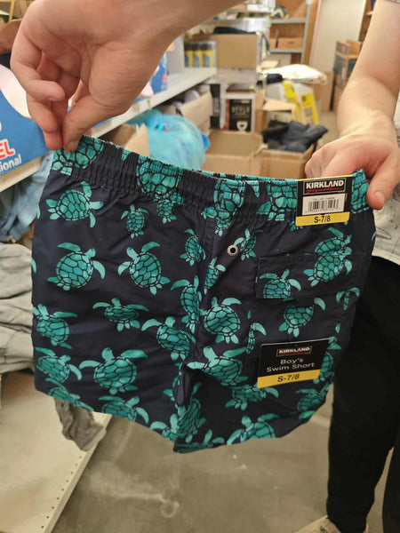 Maudymosi šortai "Kirkland" (Vežliukai) (7-8 metų dydžio)